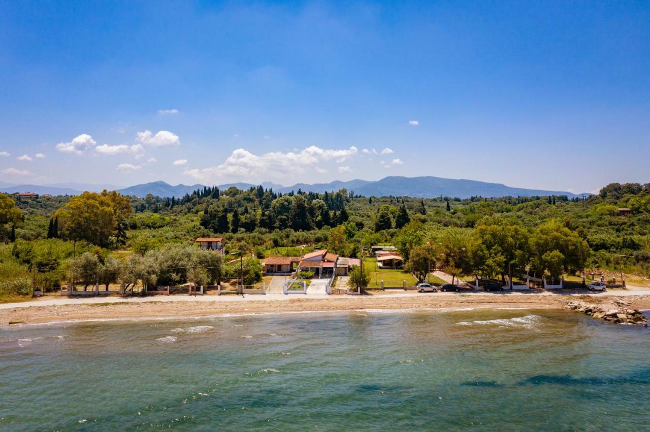 Kiko, The Coastline House Villa Kato Achaia Exteriör bild